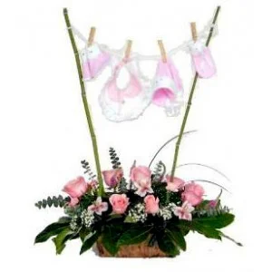Flores para nacimiento niña Cdo.05